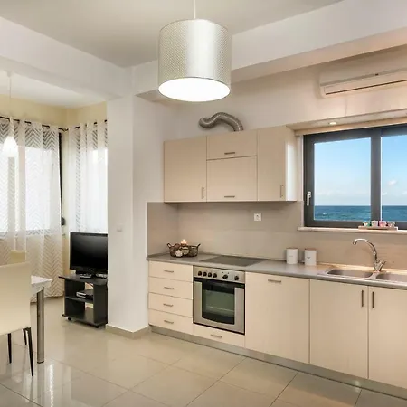 Athina's Flat On The Sea Διαμέρισμα *